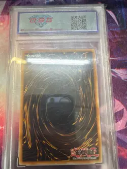 Yugioh DGS 9 Blue-Eyes White Dragon MAGO-EN001 1st Edition Maximum Gold Mint - Image 2