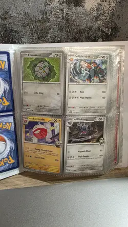 Pokemon Bundle with Binder - 80 Cards. - Image 4