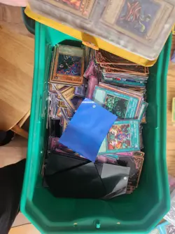 Lot of Vintage Yu-Gi-Oh Trading Cards Commons - Image 1