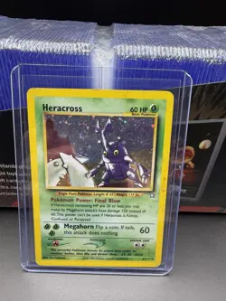 Pokemon TCG Heracross Neo Genesis Holo Card 6/111 MP - Image 3