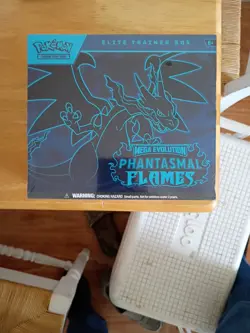 Pokemon TCG Mega Evolution Phantasmal Flames Elite Trainer Box 2025 NEW - Image 2