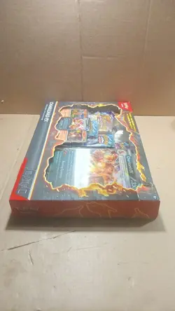 Pokemon TCG: Charizard ex Special Collection (1 Foil Promo Card, 2 Foil Cards - Image 1