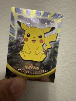 2000 Topps Chrome Pokemon Pikachu #25 Chrome Holo - Image 3