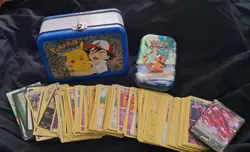 Pokemon Lot 200 Mixed/Random Set Cards Vintage Mini-lunchbox Small Tin - Image 1