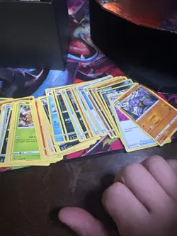 Pokemon TCG Card Lot 1000 Bulk Common and Uncommon Cards - Image 4