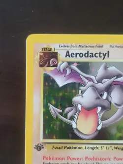 Pokemon Aerodactyl 1/62 Fossil 1st Edition Holo Rare - Image 3