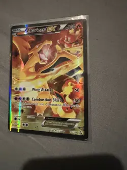 Pokemon TCG Charizard EX XY121 Holographic full art Black Star Promo 2016 LP - Image 2