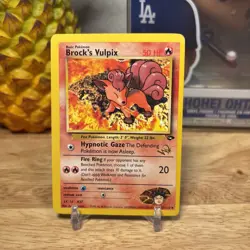 BROCK'S VULPIX W Stamp Pokemon Card - WOTC Promo - Gym Challenge - 37/132 LP (A) - Image 1