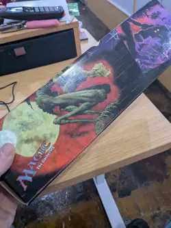 T1 1998 Magic the Gathering Card Box w/ Minor Dmg Djinn - Image 3