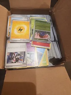 2000+ Pokemon Card Bulk lot! Holo/Reverse/Common/Uncommon/ & More - Image 2