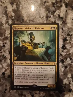 Hapatra, Vizier of Poisons Amonkhet Regular - Image 1