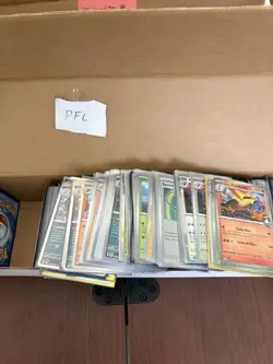 Pokemon Bulk 20lbs+ 4000+ Common Uncommon Rare Holo Reverse Holo Non Holo Cards - Image 5