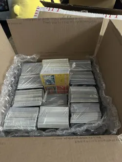 Pokemon bulk Common/uncommon, Holo Rare, Non Holo Rare Lot 5000 Cards Total - Image 1
