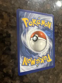 Pokemon Mew v Full Art Holo Ultra Rare TCG Card 250/264 Fusion Strike - Image 3