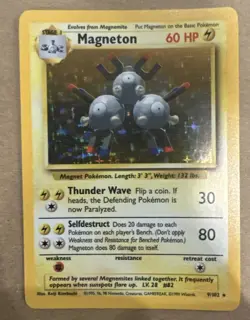Pokemon TCG Magneton Base Set Unlimited Holo Rare Card 9/102 WOTC - Image 1