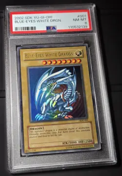 2002 YU-GI-OH! STARTER DECK KAIBA Blue Eyes White Dragon SDK-001 PSA 8 - Image 2