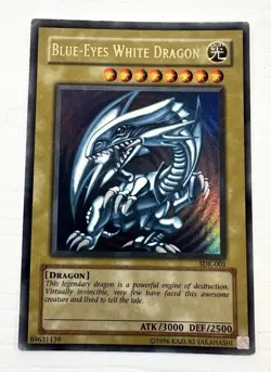 Yu-Gi-Oh! TCG Blue-Eyes White Dragon SDK-001 1996 Kazuki Takahashi S3 - Image 1