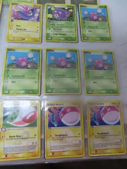 Pokemon 85 Card Lot In Plastic Sleeve Notebook Pages 2004-2006 - Image 4