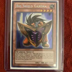 Big Shield Gardna LCYW-EN032 Legendary Collection 3: Yugi's World Unlimited - Image 1