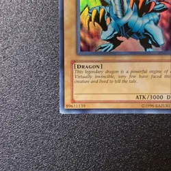 Yu-Gi-Oh Blue-Eyes White Dragon English Version Asia LOB-001 - Image 4