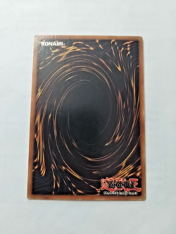 Yu-Gi-Oh! TCG Trap Master Yugi SDY-043 Unlimited Common - Bit of Edge Wear -Pics - Image 3