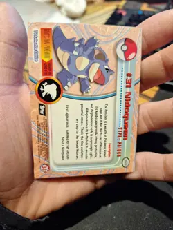Nidoqueen #31 Pokemon Topps TV Animation Holo Foil NM Black Logo Vintage - Image 3