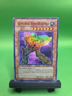 Elemental Hero Bladedge EEN-EN007 Elemental Energy 1st Edition - Image 1