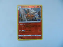 Charizard 010/078 Pokemon GO Reverse Holo - Image 1