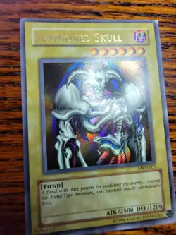 EXC - Yugioh Summoned Skull Metal Raiders Ultra Rare MRD-003 Original Print 2002 - Image 3