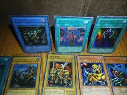 Vintage Japanese Yu-Gi-Oh Tcg Card Lot Of 100+ Cards With Holos - Image 4