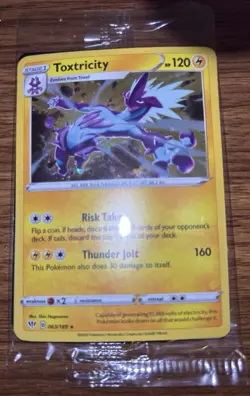 SEALED POKEMON TCG BOLTUND 076/202 & TOXTRICITY 063/189 Knockout Collection Holo - Image 4