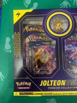 2022 Pokemon TCG Jolteon VMAX Premium Collection Box Factory Sealed - Image 5