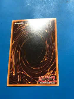YUGIOH Platinum Secret Rare Apprentice Illusion Magician RA04-EN023 1st Edition - Image 2