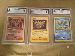 1999 Pokemon Fossil Legendary Birds Set - Moltres 27/62, Zapdos 30/62, Articuno - Image 1