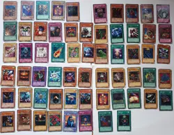 LOT ANCIENNES CARTES YU GI OH JAPONAISES - Image 1