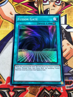 Fusion Gate fuen-en050 1st Edition (NM+) Super Rare Yu-Gi-Oh! - Image 1