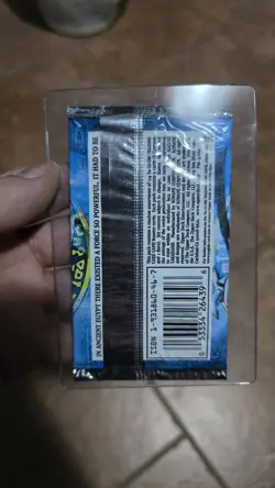 Yugioh Legend Of Blue Eyes (LOB) Sealed BOXLOGO Original 2002 Booster Pack - Image 2