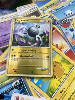 Pokemon TCG Bulk Lot Common, Uncommon, Holo 300 World Championships 2010 2011 NM - Image 4