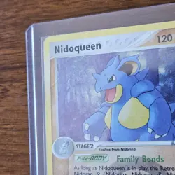 Nidoqueen - Fire Red & Leaf Green 9/112 - Reverse Holographic Pokemon Card - Image 3