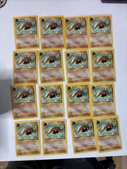 Pokemon VINTAGE 16 WOTC Unlimited KABUTO Trading Cards LOT HEAVY PLAY - Image 1