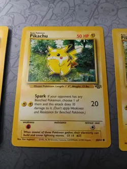 Squirtle 63/102 Base Set Shadowless & X3 Pikachu 60/64 Jungle Set Pokemon Cards - Image 4