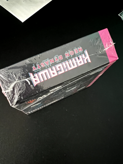 Magic the Gathering Kamigawa Neon Dynasty Sealed Collector Booster - Image 3