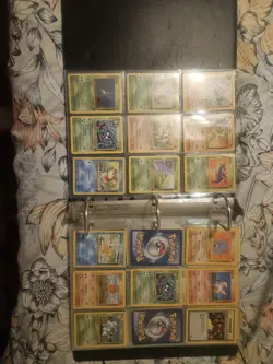 Pokemon TCG Vintage Bundle - Base/Jungle/Rocket/Neo/ - Over 130 Cards - Image 3