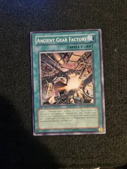 Ancient Gear Factory - SD10-EN021 - Common - 1st Edition x1 - Lightly Played - Image 1