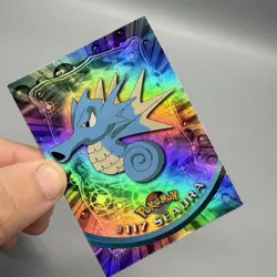 Topps Pokemon Seadra 117 1999 Series 2 Rainbow Foil Blue Logo LP Card - Image 2