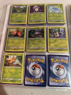 Pokemon Card Binder Collection with over 200 cards - Image 3