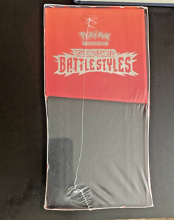 Pokemon Battle Styles Elite Trainer Box ETB Red Sword & Shield NEW/Sealed - Image 3