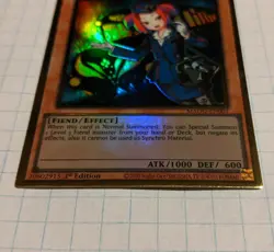 Tour Guide From the Underworld MAGO-EN007 NM Gold Rare 1st Edition YuGiOh - Image 3