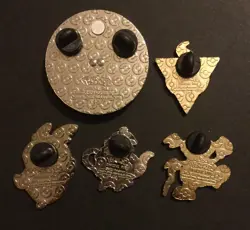 5 X Pokemon Pin Badge Surfing Flying Pikachu Morpeko Mr Rime Polteageist 2022 - Image 2
