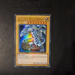 LC01-EN004 Blue-Eyes White Dragon : Ultra Rare Limited Edition Mint YuGiOh Card - Image 1